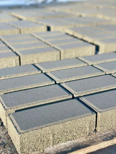 Прессованные брусчатки отличного качества! прессованная брусчатка at lalafo.kg Прессованные брусчатки отличного качества! прессованная брусчатка
