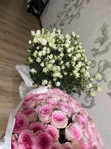 Цветы — 3500 сом. - Букет из розовых садовых роз с пышными at lalafo.kg Цветы — 3500 сом. - Букет из розовых садовых роз с пышными