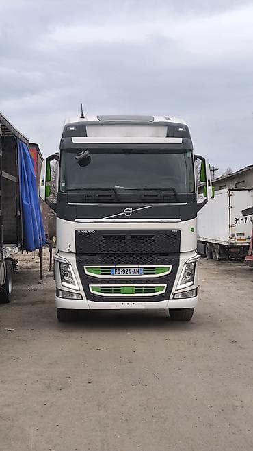 Грузовик, Volvo, Стандарт at lalafo.kg Грузовик, Volvo, Стандарт