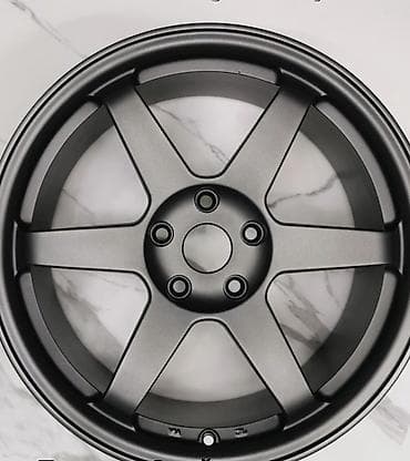 Литые Диски R 18 Комплект, отверстий - 5, Б/у at lalafo.kg Литые Диски R 18 Комплект, отверстий - 5, Б/у