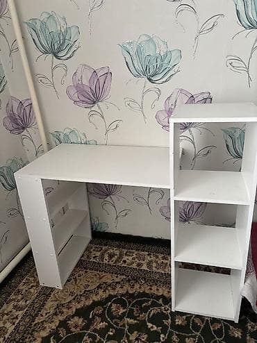 Парта - Левый стеллаж — 4 открытых секции разной высоты для книг at lalafo.kg Парта - Левый стеллаж — 4 открытых секции разной высоты для книг