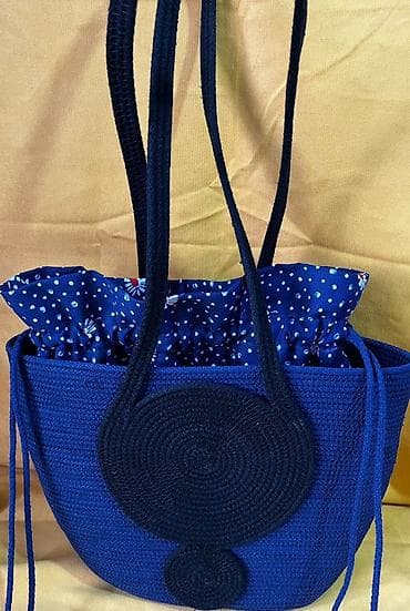 Вязаные сумки-тоут ручной работы - Материал: прочный шнур/трикотажная at lalafo.kg Вязаные сумки-тоут ручной работы - Материал: прочный шнур/трикотажная