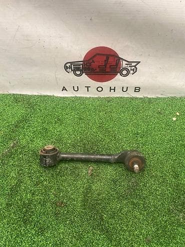 Задний правый рычаг Honda at lalafo.kg Задний правый рычаг Honda