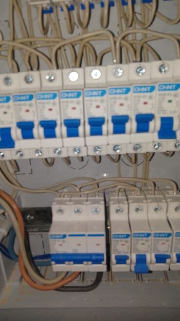 подселением квартира: Электрик | Установка автоматов, Установка телевизоров, Установка счетчиков Больше 6 лет опыта at lalafo.kg — 2 подселением квартира: Электрик | Установка автоматов, Установка телевизоров, Установка счетчиков Больше 6 лет опыта — 2