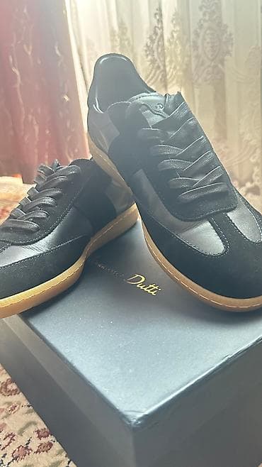 Мужские кроссовки, 42, Massimo Dutti, Новый, цвет - Черный, Самовывоз at lalafo.kg — 1 Мужские кроссовки, 42, Massimo Dutti, Новый, цвет - Черный, Самовывоз — 1