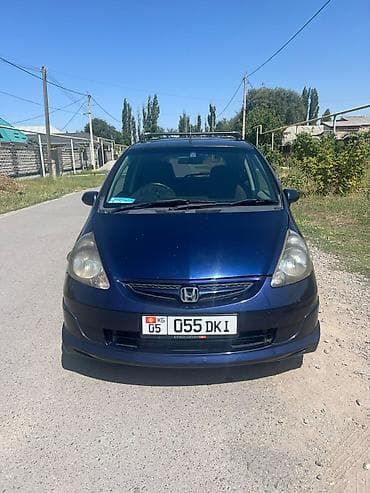 Honda Fit: 2002 г., 1.3 л, Вариатор, Бензин, Хэтчбэк at lalafo.kg Honda Fit: 2002 г., 1.3 л, Вариатор, Бензин, Хэтчбэк