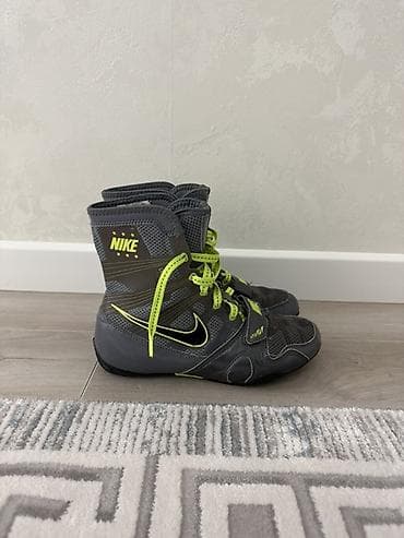 Боксерки nike HyperKo 1.Размер 39,в хорошем состоянии,лимитированная lalafo.kg да Боксерки nike HyperKo 1.Размер 39,в хорошем состоянии,лимитированная