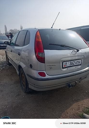 Nissan Almera Tino: 2001 г., 1.8 л, Механика, Бензин, Хэтчбэк at lalafo.kg Nissan Almera Tino: 2001 г., 1.8 л, Механика, Бензин, Хэтчбэк