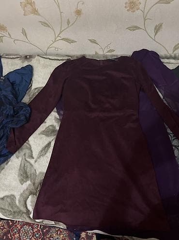 Отдам все платья за 2 альпен гольда.размеры s,M 42,44.на 46могут at lalafo.kg Отдам все платья за 2 альпен гольда.размеры s,M 42,44.на 46могут