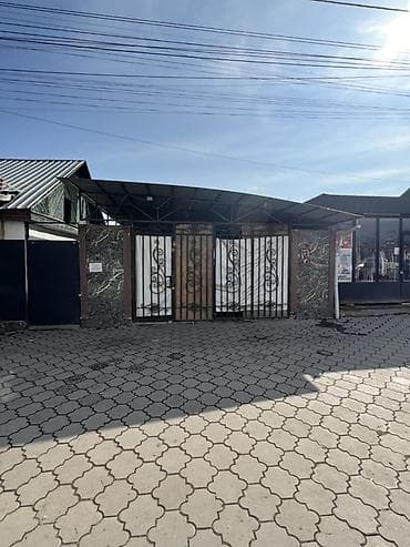 Продаётся участок в центре Чолпон-Аты, первая линия, напротив мэрии at lalafo.kg Продаётся участок в центре Чолпон-Аты, первая линия, напротив мэрии