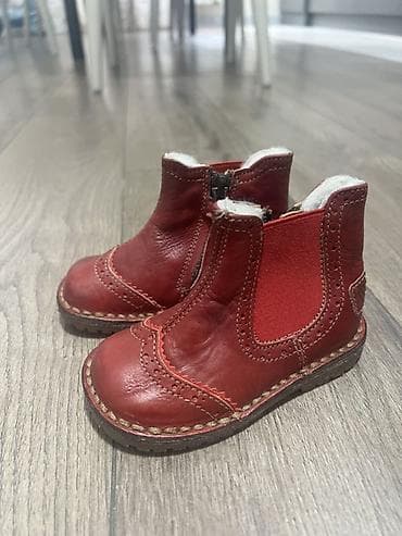 Продаю итальянскую новую детскую обувь. Производство Италия 💯. Цена at lalafo.kg Продаю итальянскую новую детскую обувь. Производство Италия 💯. Цена