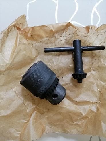 Патрон с ключом для маленькой советской дрели at lalafo.kg Патрон с ключом для маленькой советской дрели