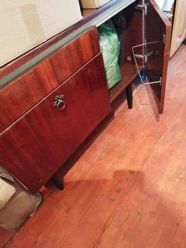 Тумбочка советская, за 500 сом at lalafo.kg Тумбочка советская, за 500 сом