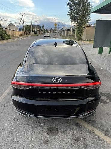 Hyundai Grandeur: 2021 г., 3 л, Автомат, Газ, Седан at lalafo.kg Hyundai Grandeur: 2021 г., 3 л, Автомат, Газ, Седан