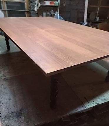 Национальный стол ручной работы. Ножки точеные, дерево. Столешница at lalafo.kg Национальный стол ручной работы. Ножки точеные, дерево. Столешница