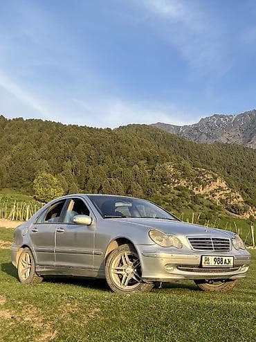 Mercedes-Benz C-Class: 2002 г., 2.6 л, Автомат, Бензин, Седан at lalafo.kg Mercedes-Benz C-Class: 2002 г., 2.6 л, Автомат, Бензин, Седан