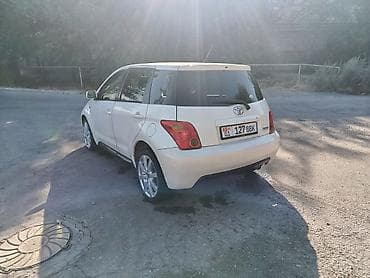 Scion: Toyota Ist: 2004 г., 1.3 л, Автомат, Бензин, Хэтчбэк at lalafo.kg — 5 Scion: Toyota Ist: 2004 г., 1.3 л, Автомат, Бензин, Хэтчбэк — 5