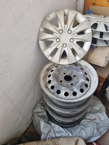 Железные Диски R 13 Комплект, отверстий - 4 at lalafo.kg Железные Диски R 13 Комплект, отверстий - 4