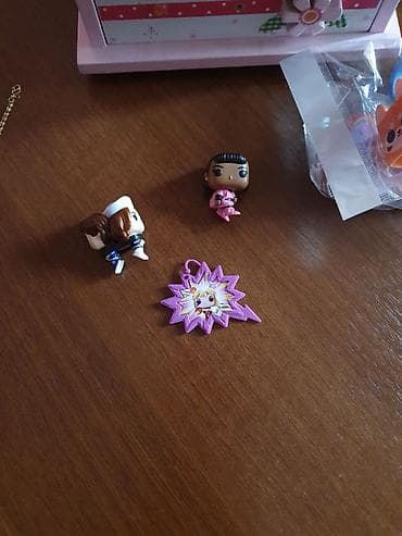 ПРОДАЮТСЯ - игрушки из киндеров. ОСД и злодейка Harley Quinn брелок at lalafo.kg ПРОДАЮТСЯ - игрушки из киндеров. ОСД и злодейка Harley Quinn брелок