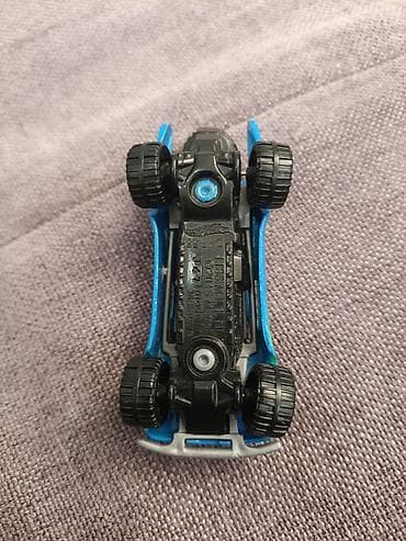 Коллекционная машинка хот вилс в таком же состоянии как на 4 картинке at lalafo.kg Коллекционная машинка хот вилс в таком же состоянии как на 4 картинке