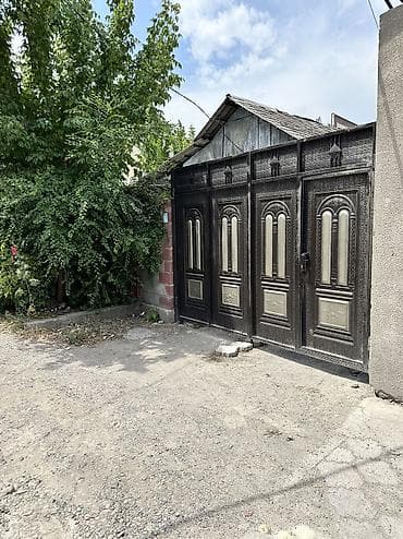 Продаю участок с домом 6 соток под бизнес Тоголок Молдо Баялинова ( at lalafo.kg Продаю участок с домом 6 соток под бизнес Тоголок Молдо Баялинова (