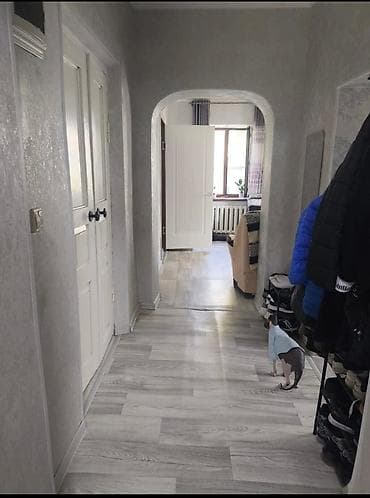 Дом, 41 м², 4 комнаты, Риэлтор at lalafo.kg Дом, 41 м², 4 комнаты, Риэлтор