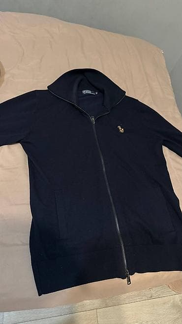 Кардиган, Трикотаж, Средняя модель, Осень-весна, С карманами at lalafo.kg Кардиган, Трикотаж, Средняя модель, Осень-весна, С карманами