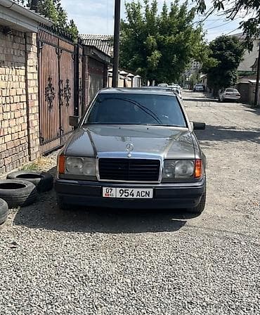 Mercedes-Benz W124: 1992 г., 2.3 л, Ручные, Бензин, Седан at lalafo.kg Mercedes-Benz W124: 1992 г., 2.3 л, Ручные, Бензин, Седан