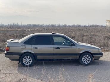 Volkswagen Passat: 1991 г., 2 л, Механика, Бензин, Седан at lalafo.kg Volkswagen Passat: 1991 г., 2 л, Механика, Бензин, Седан