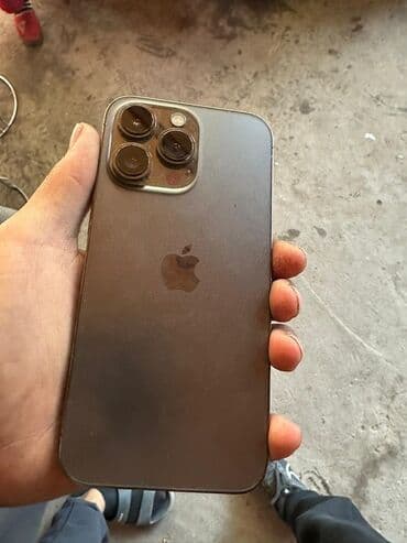 IPhone 13 Pro, Б/у, 256 ГБ, Черный, 77 % at lalafo.kg IPhone 13 Pro, Б/у, 256 ГБ, Черный, 77 %