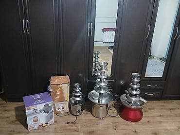 Шоколадные фонтаны, комплект из 3 штук + коробка для мини‑модели at lalafo.kg Шоколадные фонтаны, комплект из 3 штук + коробка для мини‑модели