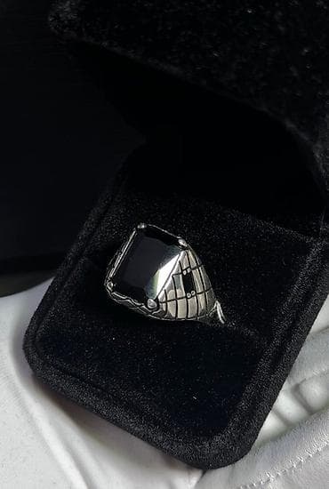 Күмүш сөйкөлөр: Мужские перстни с камнями
- Материал: серебро 925 пробы lalafo.kg да — 4 Күмүш сөйкөлөр: Мужские перстни с камнями
- Материал: серебро 925 пробы — 4