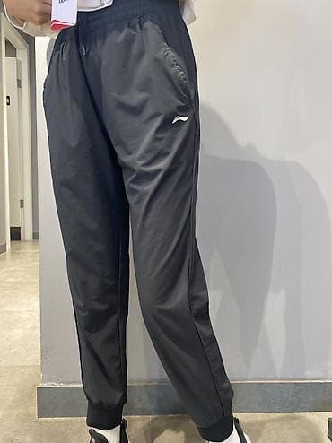 Спортивные штаны новые,с этикеткой
Размер Л lalafo.kg да — 1 Спортивные штаны новые,с этикеткой
Размер Л — 1