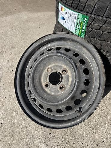 Железные Диски R 14 1 шт, отверстий - 4 at lalafo.kg Железные Диски R 14 1 шт, отверстий - 4