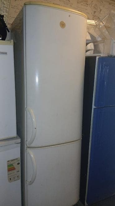 Холодильник двухкамерный, классический белый цвет. Верхняя камера — at lalafo.kg Холодильник двухкамерный, классический белый цвет. Верхняя камера —