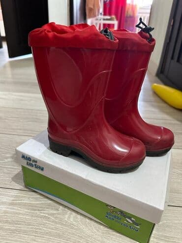 Продаю б/у резиновые сапоги отличного качества, размер 26 at lalafo.kg Продаю б/у резиновые сапоги отличного качества, размер 26