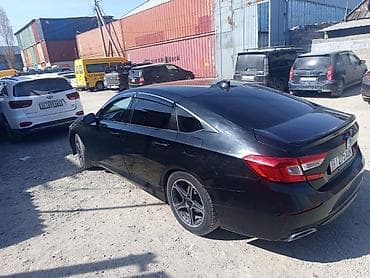 Honda Accord: 2018 г., 2 л, Автомат, Бензин, Седан at lalafo.kg Honda Accord: 2018 г., 2 л, Автомат, Бензин, Седан