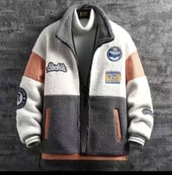 Теплый очень удобно и легко сидит на теле можно в холодную зиму at lalafo.kg Теплый очень удобно и легко сидит на теле можно в холодную зиму