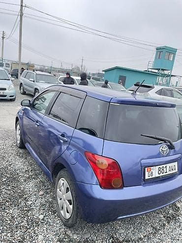 Toyota Ist: 2003 г., 1.5 л, Автомат, Бензин, Хэтчбэк at lalafo.kg — 6 Toyota Ist: 2003 г., 1.5 л, Автомат, Бензин, Хэтчбэк — 6