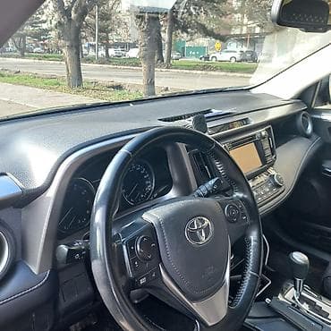 Toyota RAV4: 2018 г., Автомат, Кроссовер at lalafo.kg Toyota RAV4: 2018 г., Автомат, Кроссовер