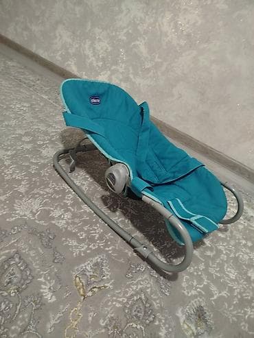 Детский шезлонг, Б/у, Качалка, Железо, цвет - Голубой at lalafo.kg Детский шезлонг, Б/у, Качалка, Железо, цвет - Голубой