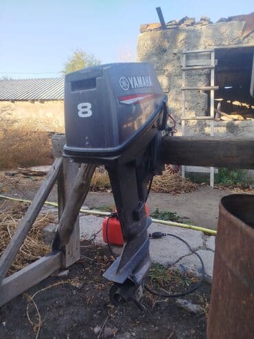 Продам лодочный мотор Ямаха 8 в идеальном состоянии не разбирался всё at lalafo.kg Продам лодочный мотор Ямаха 8 в идеальном состоянии не разбирался всё