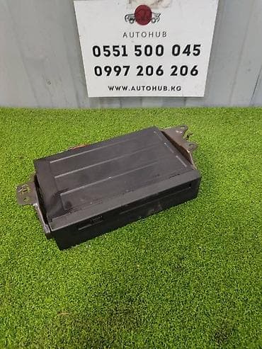 Cd changer TOYOTA Windom MCV21 2MZ-FE 2.5 2000 (б/у) at lalafo.kg Cd changer TOYOTA Windom MCV21 2MZ-FE 2.5 2000 (б/у)