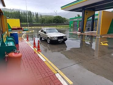 Mercedes-Benz W124: 1988 г., 2.6 л, Ручные, Бензин, Седан at lalafo.kg Mercedes-Benz W124: 1988 г., 2.6 л, Ручные, Бензин, Седан