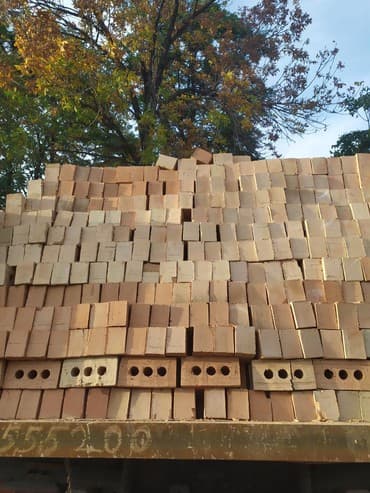 Пустотелый, дырчатый, Жженый кирпич, Полублок, 250×120×90 at lalafo.kg Пустотелый, дырчатый, Жженый кирпич, Полублок, 250×120×90