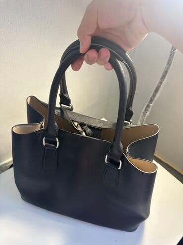 Сумка в отличном состоянии 🔥🔥🔥😍 at lalafo.kg Сумка в отличном состоянии 🔥🔥🔥😍