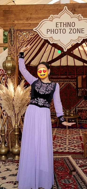 Этническая фотозона для мероприятий. - Декор: резные деревянные арки at lalafo.kg Этническая фотозона для мероприятий. - Декор: резные деревянные арки