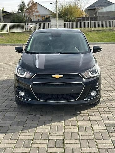 Chevrolet Spark: 2016 г., 1 л, Вариатор, Бензин, Хэтчбэк at lalafo.kg Chevrolet Spark: 2016 г., 1 л, Вариатор, Бензин, Хэтчбэк