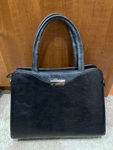 Сумка классическая, кожа
Цена-3800
Сумка лак, кожа
Цена-2800 at lalafo.kg Сумка классическая, кожа
Цена-3800
Сумка лак, кожа
Цена-2800