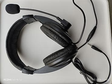 Проводная гарнитура с микрофоном - Полноразмерные наушники закрытого at lalafo.kg Проводная гарнитура с микрофоном - Полноразмерные наушники закрытого